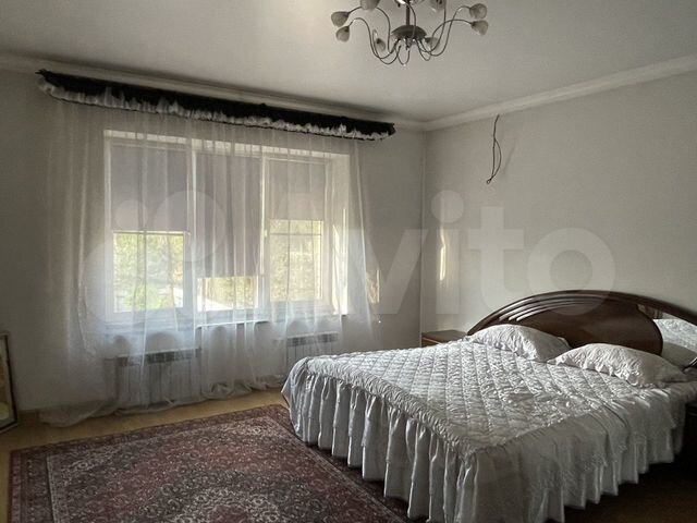 Коттедж 231 м² на участке 7,5 сот.