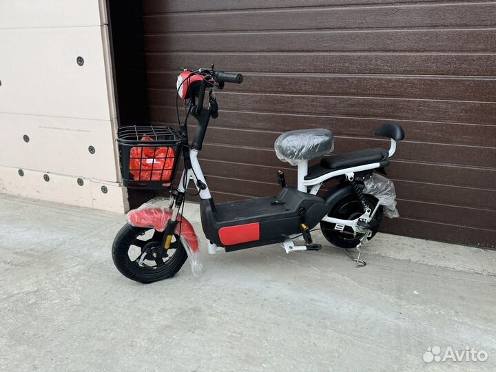 Электросамокат с сиденьем