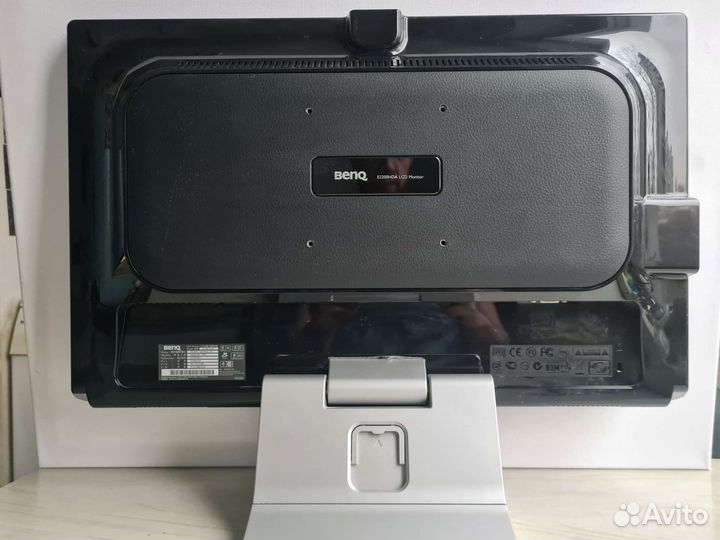 Монитор BenQ E2200HDA