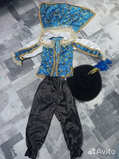 Костюм мушкетера