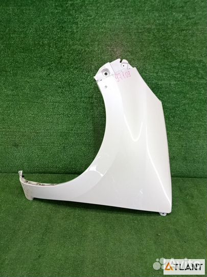 Крыло переднее левое daihatsu boon