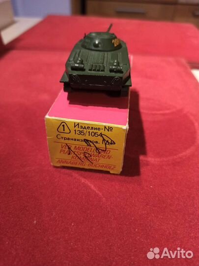 Модель танк -54.гдр. Оригинал.70-х
