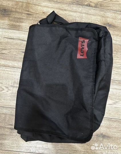 Levis Сумка наплечная мужская