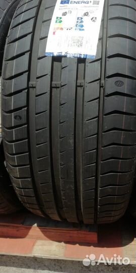 Triangle EffeXSport TH202 245/40 R19 98Y