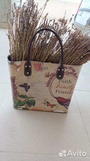 Декоративная этажерки, клетки, чемоданчики