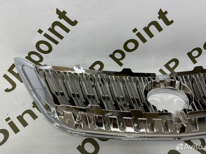 Решетка радиатора RX300/RX330/RX350/RX400H 03-12