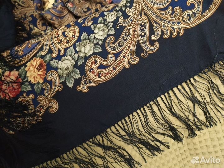 Павловопосадский платок Тайна сердца