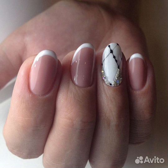 Мастер маникюра и педикюра