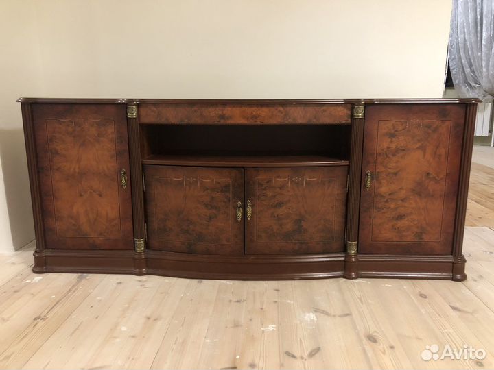 Тумба под телевизор