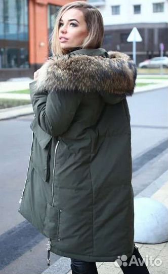 Пуховик зимний для девочки/девушки размер S