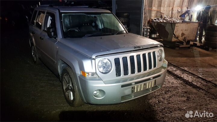Разбор на запчасти Jeep Patriot