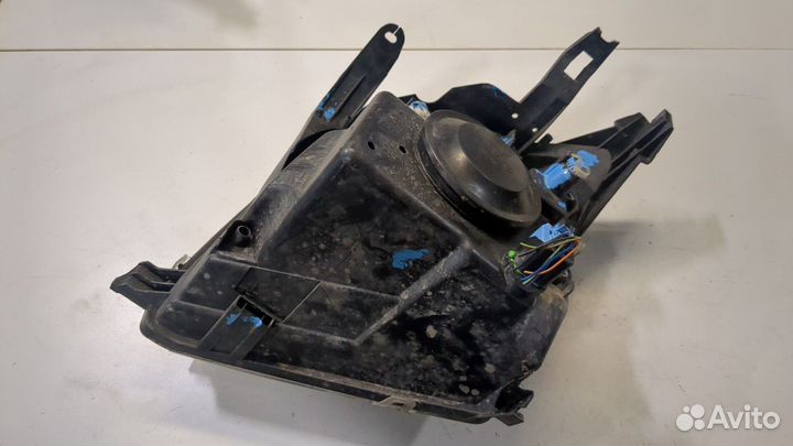 Фара (передняя) Ford Fusion, 2004