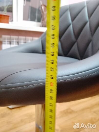 Кожанное кресло