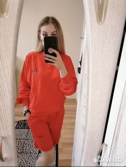 Костюм спортивный