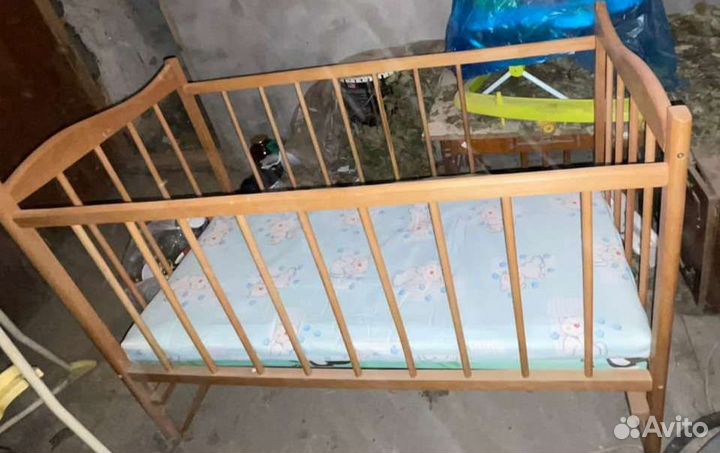 Детская кровать столик ходунки