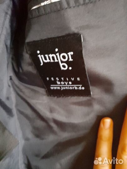 Пиджак школьный (Германия), 128, состояние нового