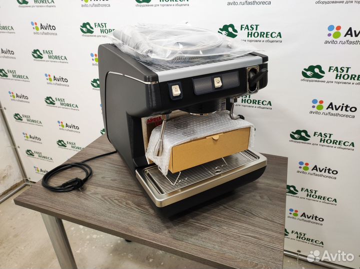 Кофемашина Nuova Simonelli Appia Life 1GR S
