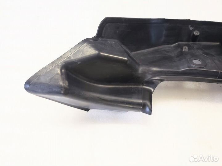 Уплотнитель подкрылка передний Audi Q5 8R левый