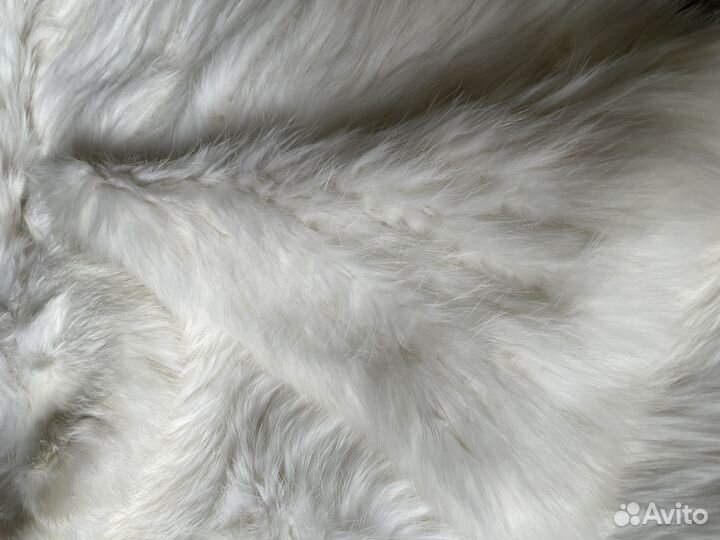 Меховая вязаная накидка на плечи кролик