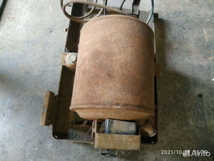 Компрессор от холодильника б/у рабочий