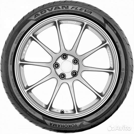 Yokohama Advan Fleva V701 235/35 R19 91W