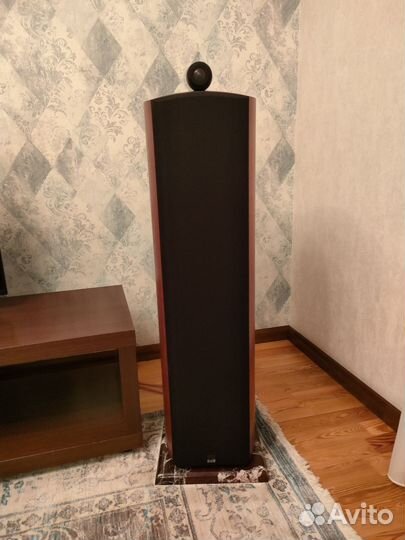 Bowers & Wilkins 803 S