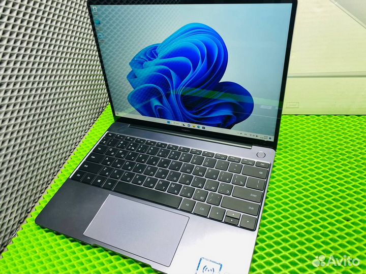 Ультрабук Huawei i5/SSD512