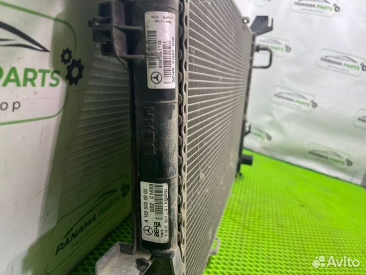 Радиатор охлаждения двигателя Mercedes Benz A W169