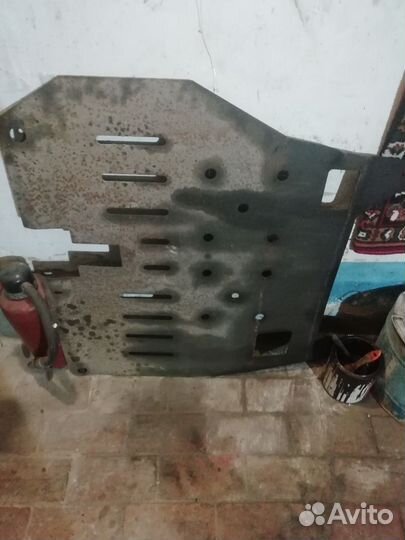 Продам зашита двигателя мицубиси лансер9