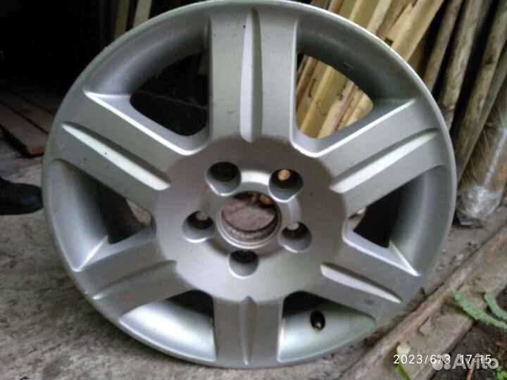 Литые диски r16