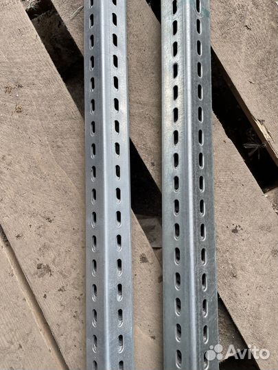 Профиль IEK перфорированный, L-образный