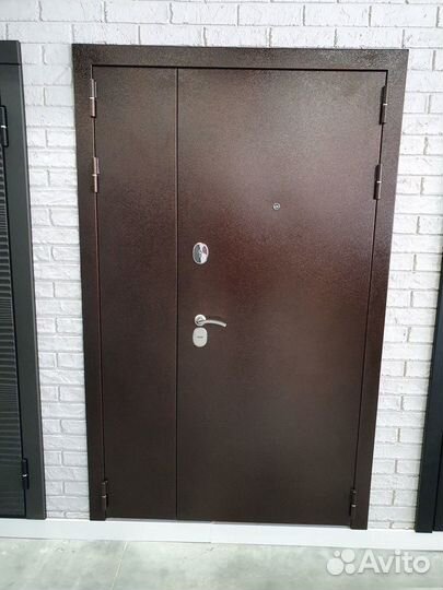 Дверь входная «10 см Классика-Эверест» 1200