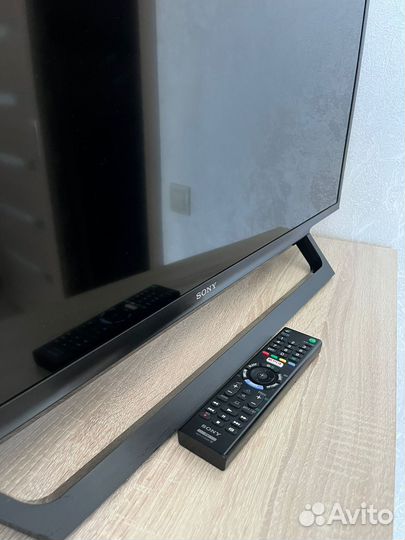 Телевизор sony,smart TV,42 дюйма