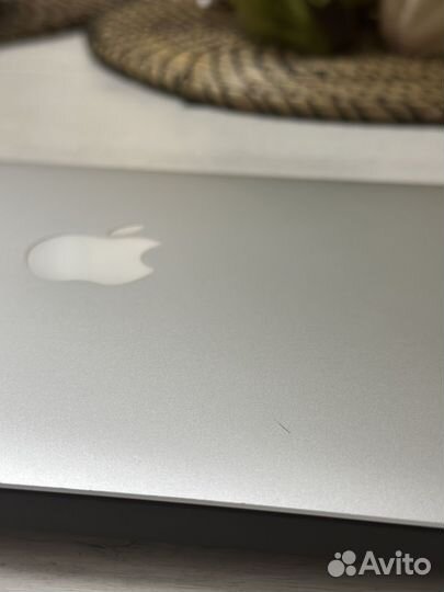 Apple MacBook Air 11 2014