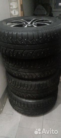 Колеса в сборе 285/60 R18 106D