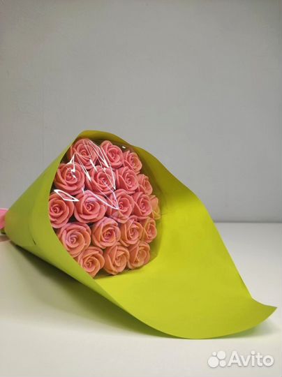 Розы из Белого Шоколада - 19 шт в Букете