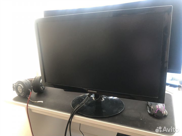 Монитор 24 дюйма Samsung