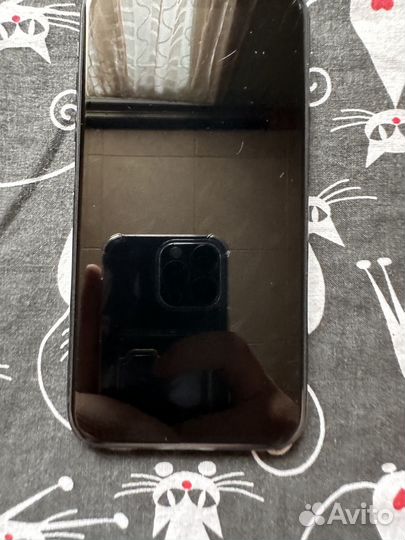 Телефон iPhone XR