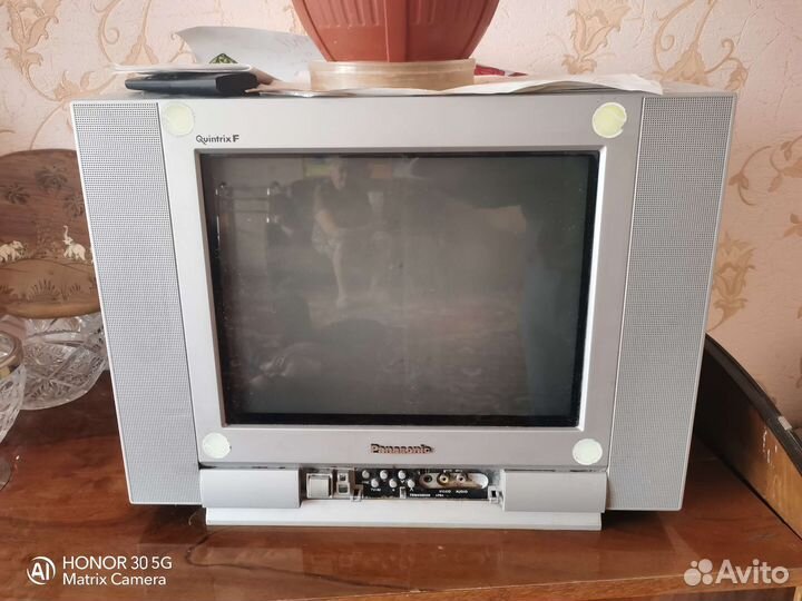 Продам телевизор