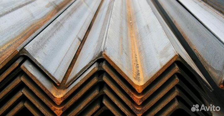 Уголок металлический