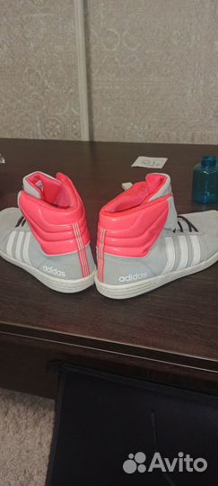 Кросовки осенние adidas