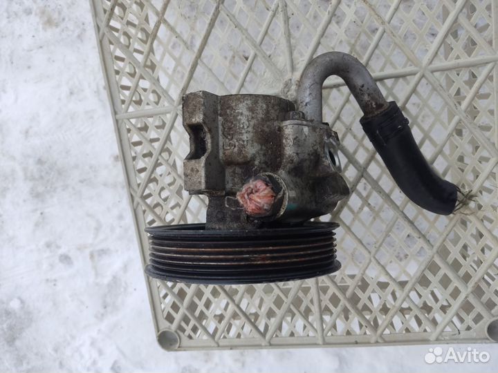 Насос гура на Chevrolet lacetti 1.6