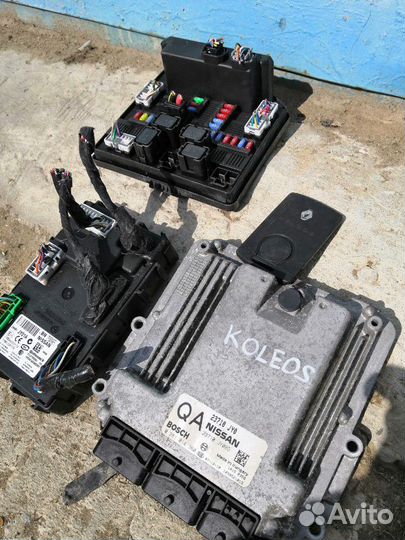 Эбу комплект Renault Koleos 2.0 TDI M9R