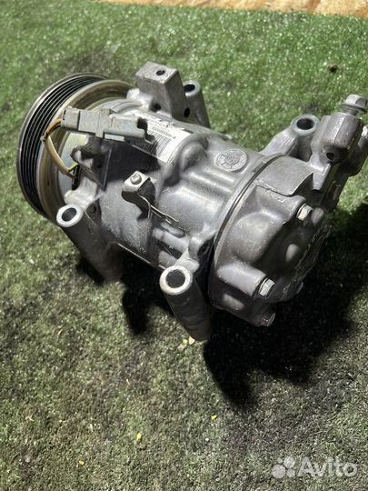Компрессор кондиционера Renault Duster 1.5 DCI K9K