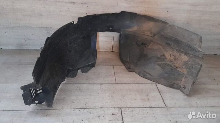 Подкрылок передний правый Renault Logan С 2009 По