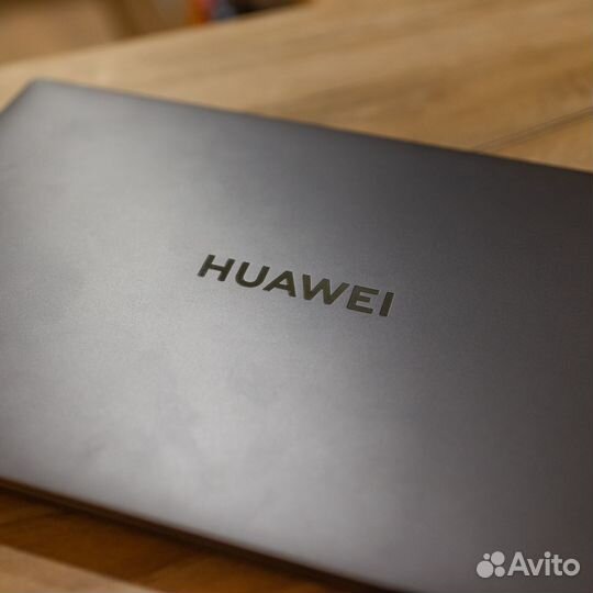 Huawei MateBook D16