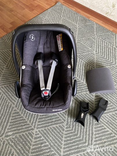 Автолюлька maxi cosi pebble pro, адаптеры