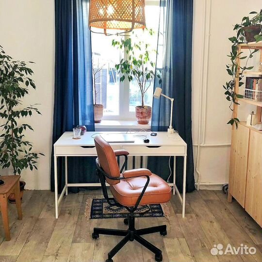 Офисное кресло IKEA натуральная кожа