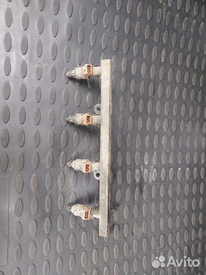 Топливная рампа lacetti 1.4