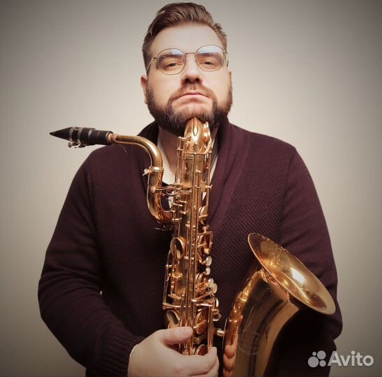 Саксофон. Живая музыка. Саксофонист Антон Меткин